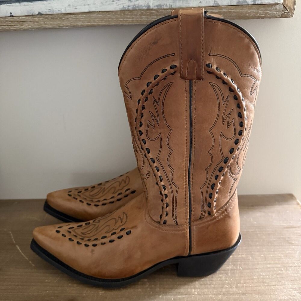 Laredo Men’s Size 9.5 EW Laramie Bucklace Tan Leather Cowboy Boots Snip 68432